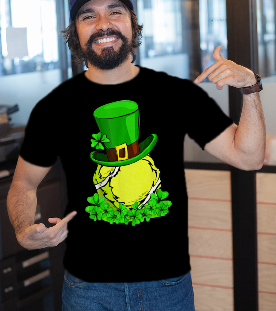 Leprechaun Hat Shamrock Tennis Ball St Patrick T-Shirt