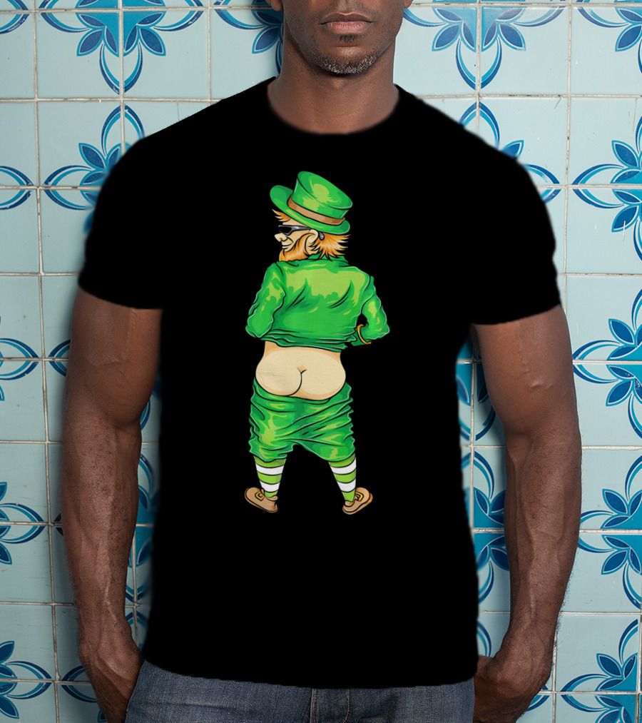 Mooning Leprechaun St. Patricks Day Funny Irish Humor T-Shirt