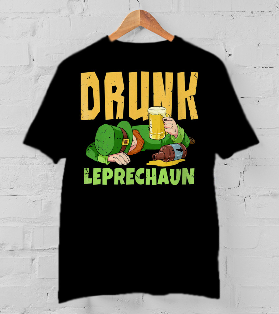 Drunk Leprechaun Holding Beer Mug And Whiskey Bottle T-Shirt