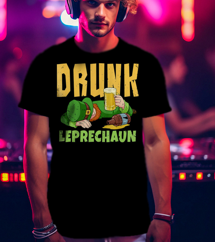 Drunk Leprechaun Holding Beer Mug And Whiskey Bottle T-Shirt
