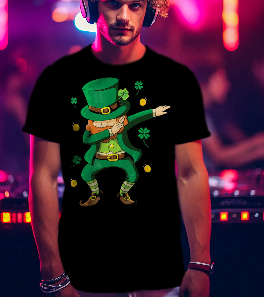 Funny Leprechaun Dabbing With Clover Coins T-Shirt