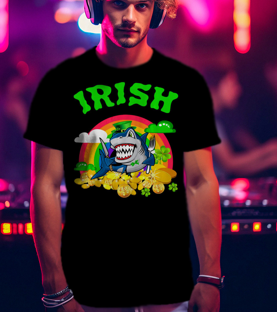 Irish Shark Funny St Patricks Day Leprechaun Rainbow Coins T-Shirt