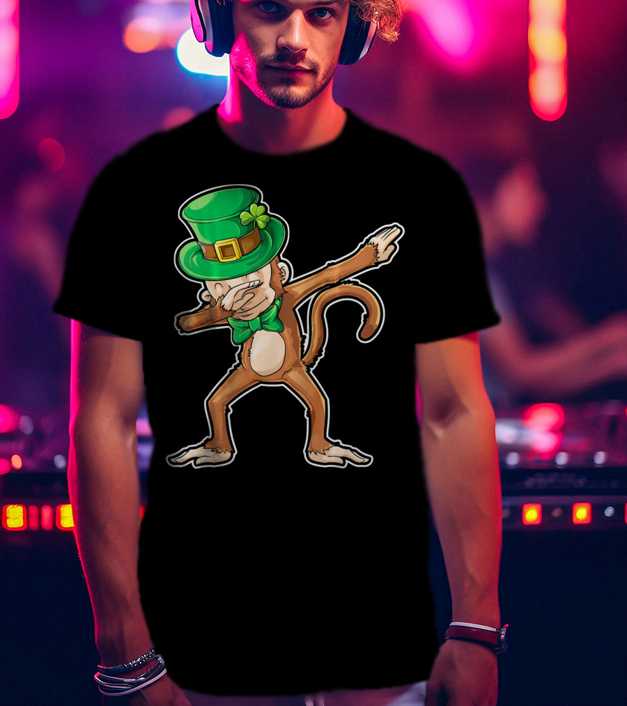 Dabbing Monkey St. Patrick's Day Leprechaun Hat Green Bow Tie T-Shirt