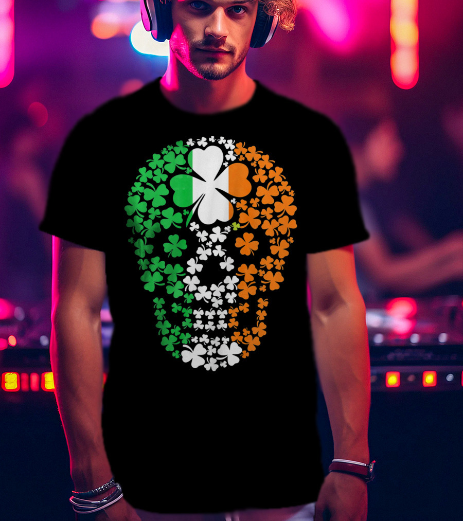 Vintage Shamrock Skull Ireland St Patrick's Day T-Shirt