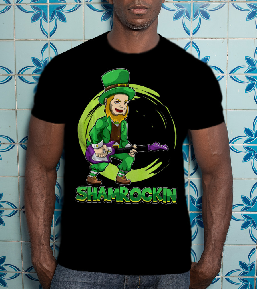 Shamrockin Leprechaun With E Guitar Rocking Celtic Style Green Circle Background T-Shirt