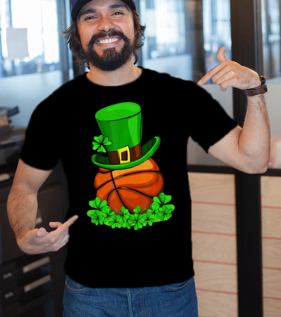 Leprechaun Hat Basketball Shamrock St. Patrick's Day T-Shirt