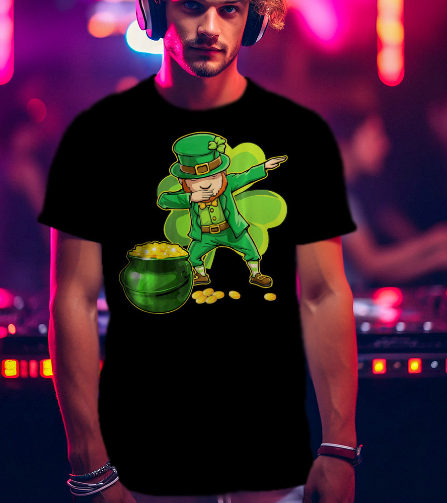 Dabbing Leprechaun Pot Of Gold Shamrock Dance T-Shirt