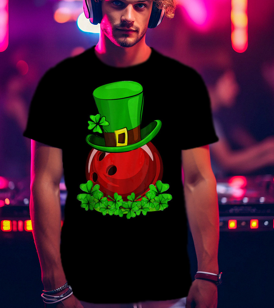 Leprechaun Hat Bowling Shamrock St Patrick's Day T-Shirt