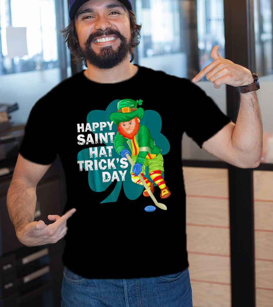 Happy Saint Hat Trick's Day Leprechaun Hockey Player Shamrock Ice T-Shirt