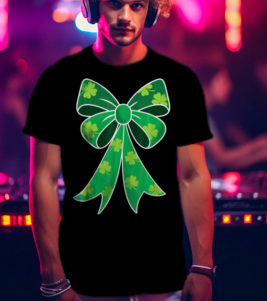 Cute Girls Irish Shamrock Bow T-Shirt