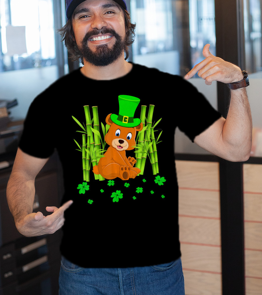 Leprechaun Bear Shamrock Bamboo St Patricks Day T-Shirt
