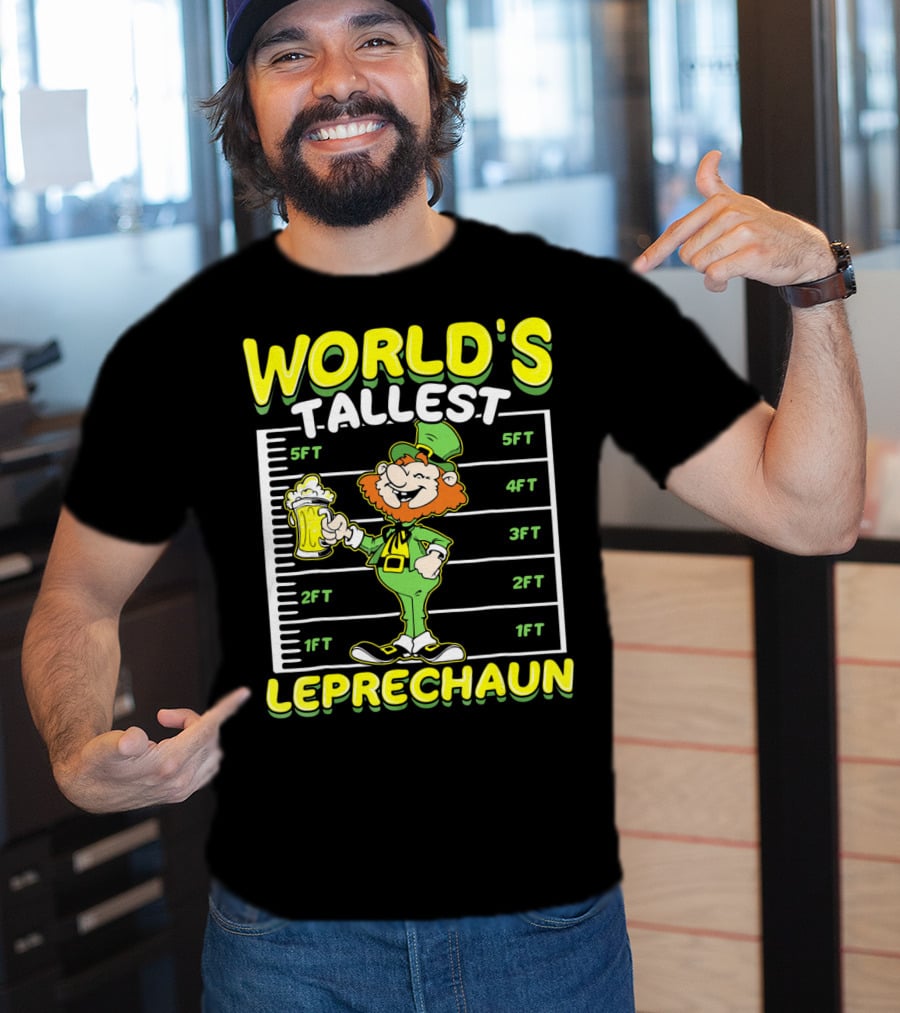 WORLD'S TALLEST LEPRECHAUN Funny St Pat Holding Beer Mug With Height Chart T-Shirt