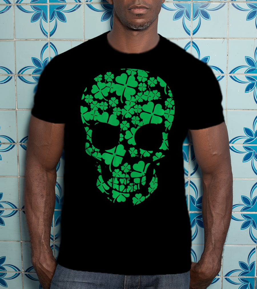 Saint Patricks Day Shamrocks Skull T-Shirt