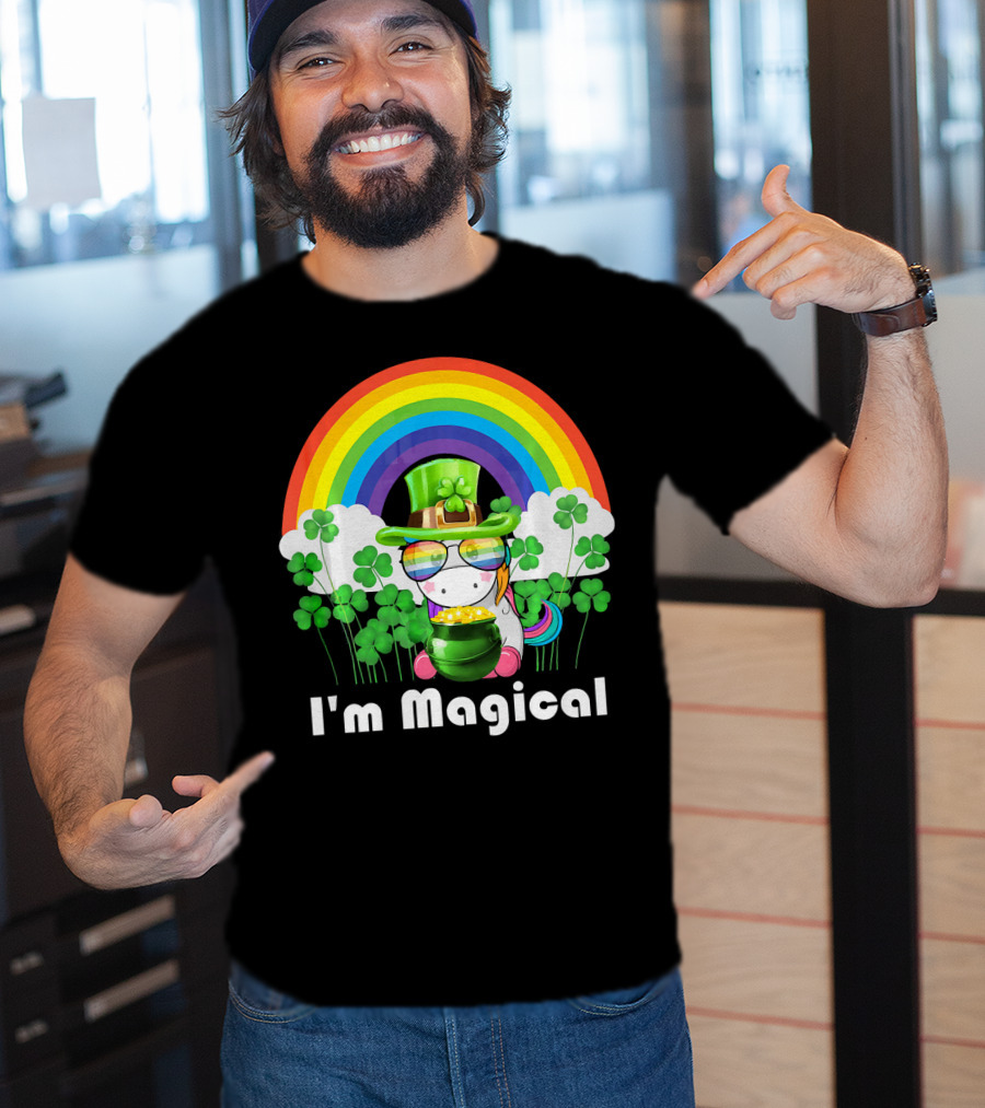 I'm Magical St. Patrick's Day Unicorn With Rainbow And Shamrocks T-Shirt