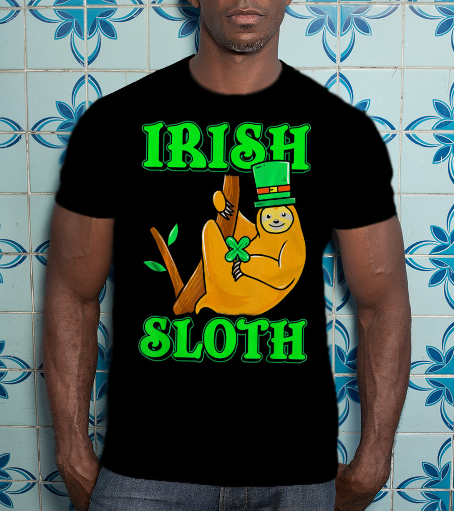 IRISH SLOTH Lucky Sloth With Shamrock And Green Hat T-Shirt