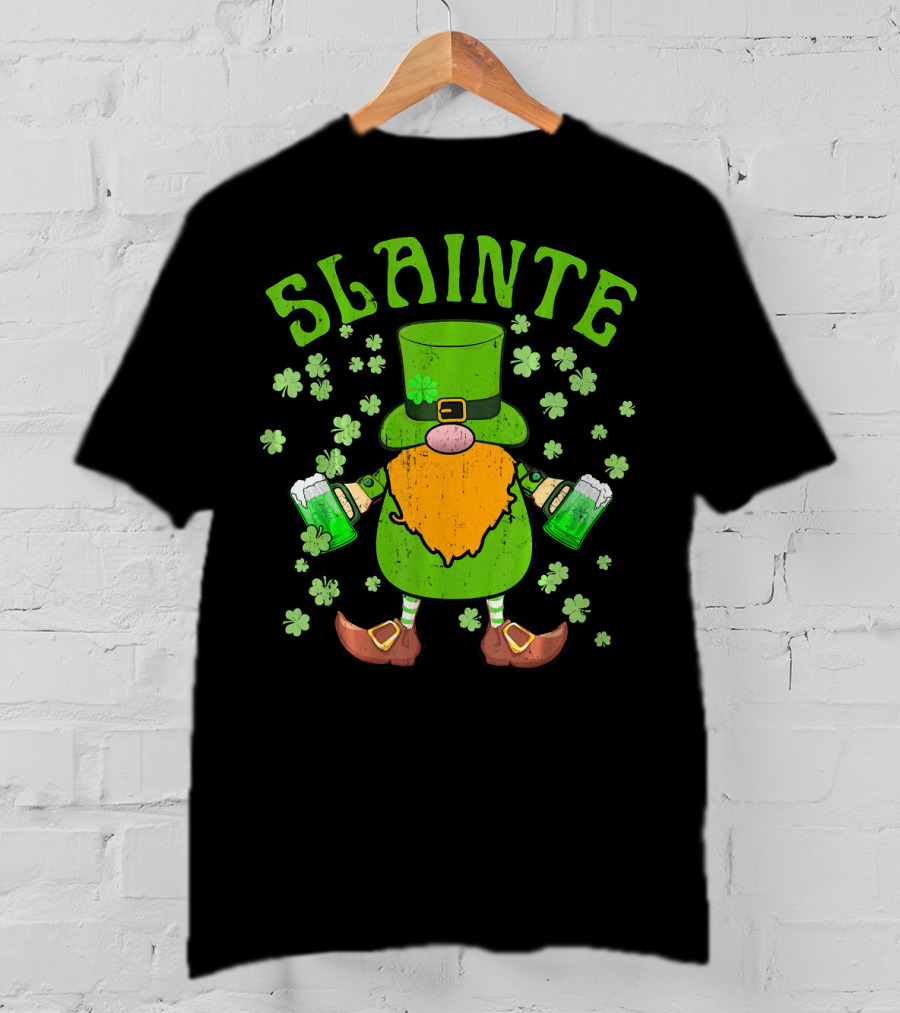 SLAINTE Cute Irish Leprechaun Gnome Green Beer T-Shirt