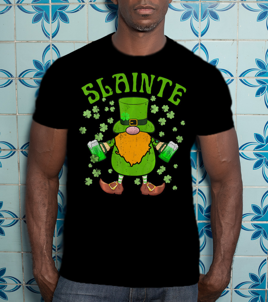 SLAINTE Cute Irish Leprechaun Gnome Green Beer T-Shirt