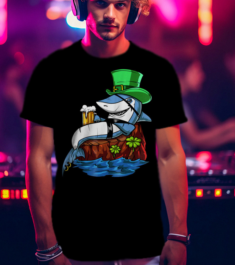 Leprechaun Shark Pirate St Patricks Beer Shamrock Rock T-Shirt