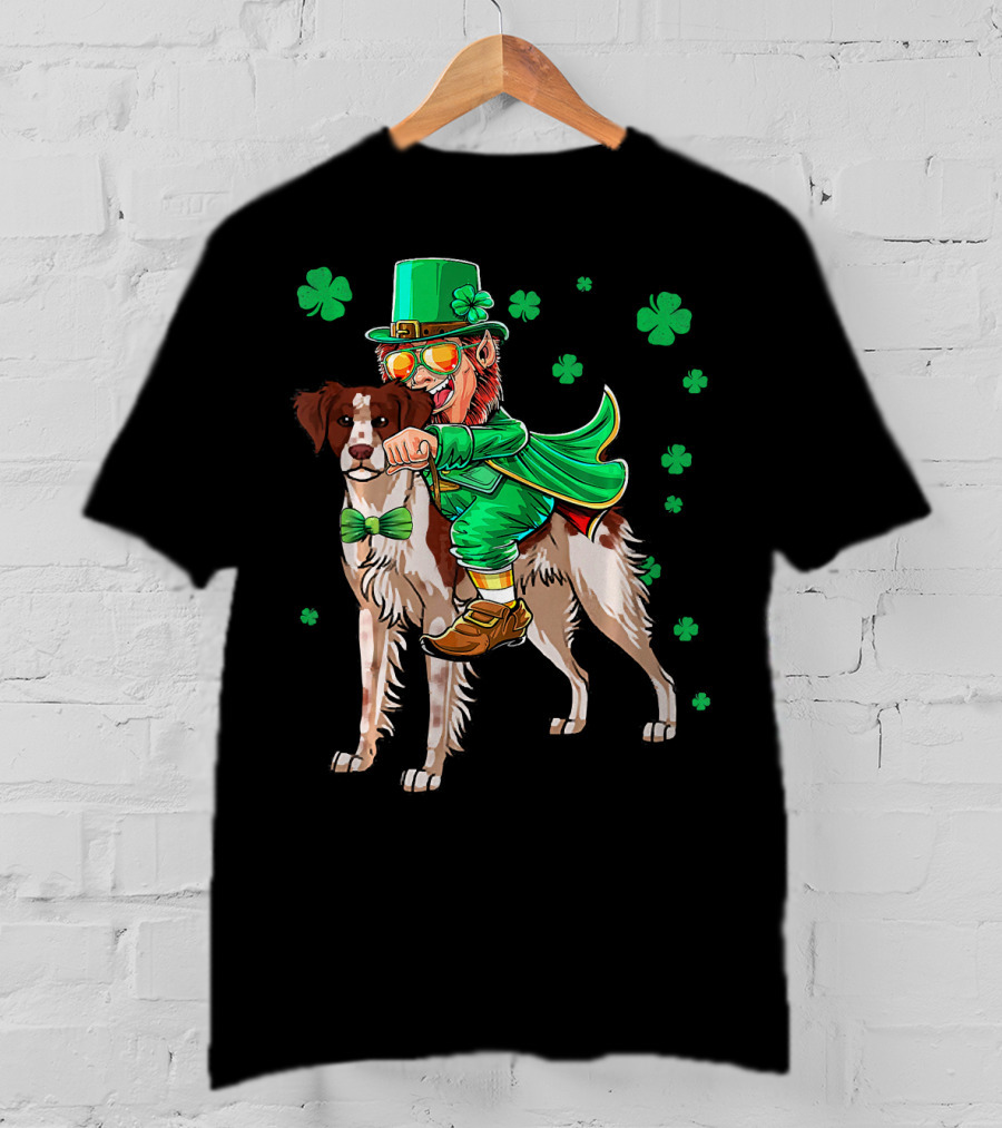 Leprechaun Rides Brittany Spaniel With Shamrock Accents T-Shirt