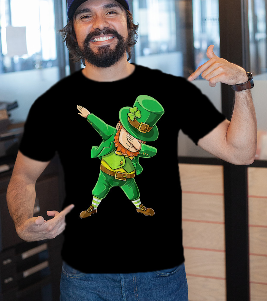 Dabbing Leprechaun St. Patrick's Day Celebration T-Shirt