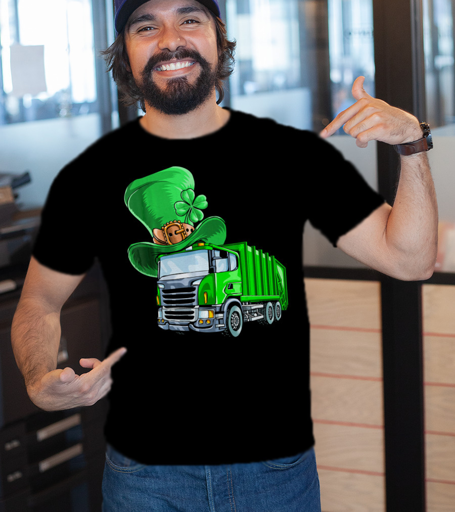 St Patricks Day Garbage Truck With Leprechaun Hat And Four-Leaf Clover T-Shirt