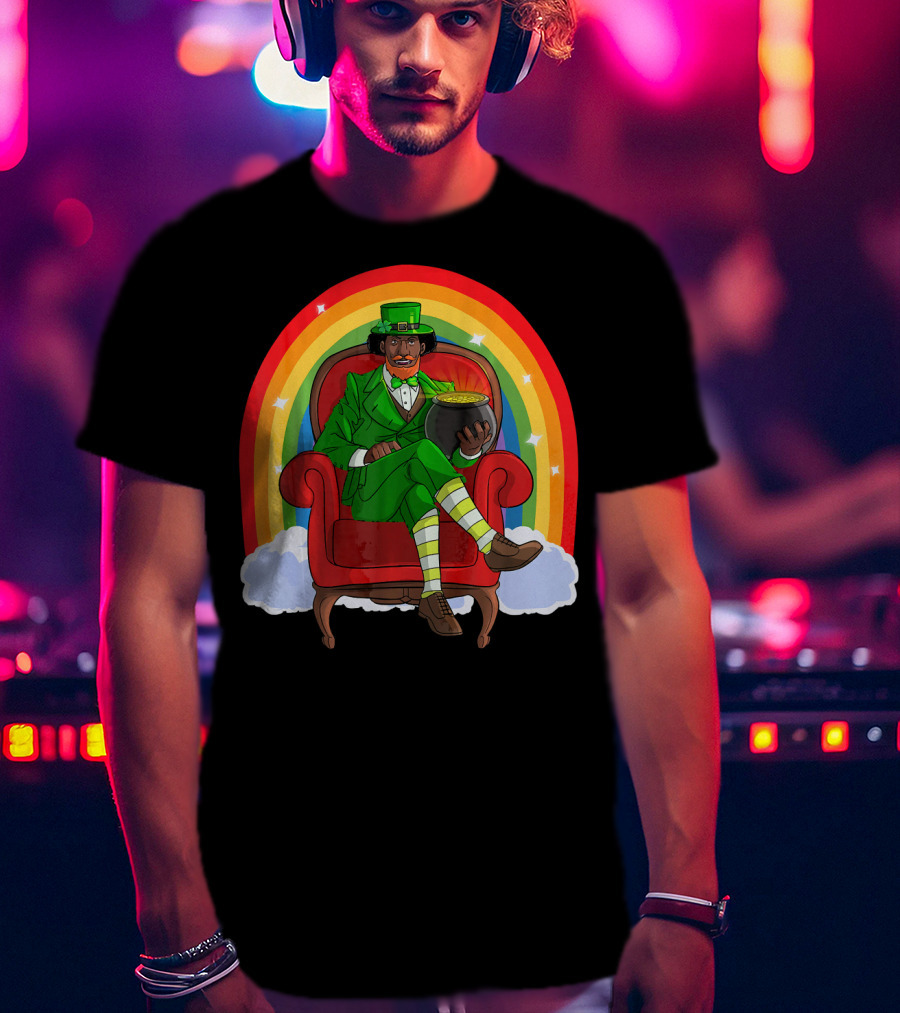 African American Leprechaun With Pot Of Gold And Rainbow St. Patricks T-Shirt