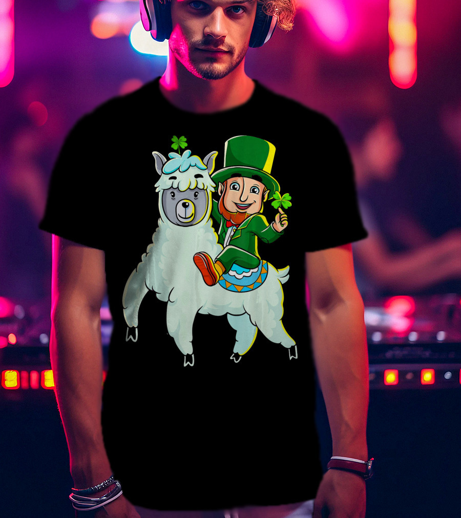 Leprechaun Riding Llama Clover Hat Green Suit Cartoon T-Shirt