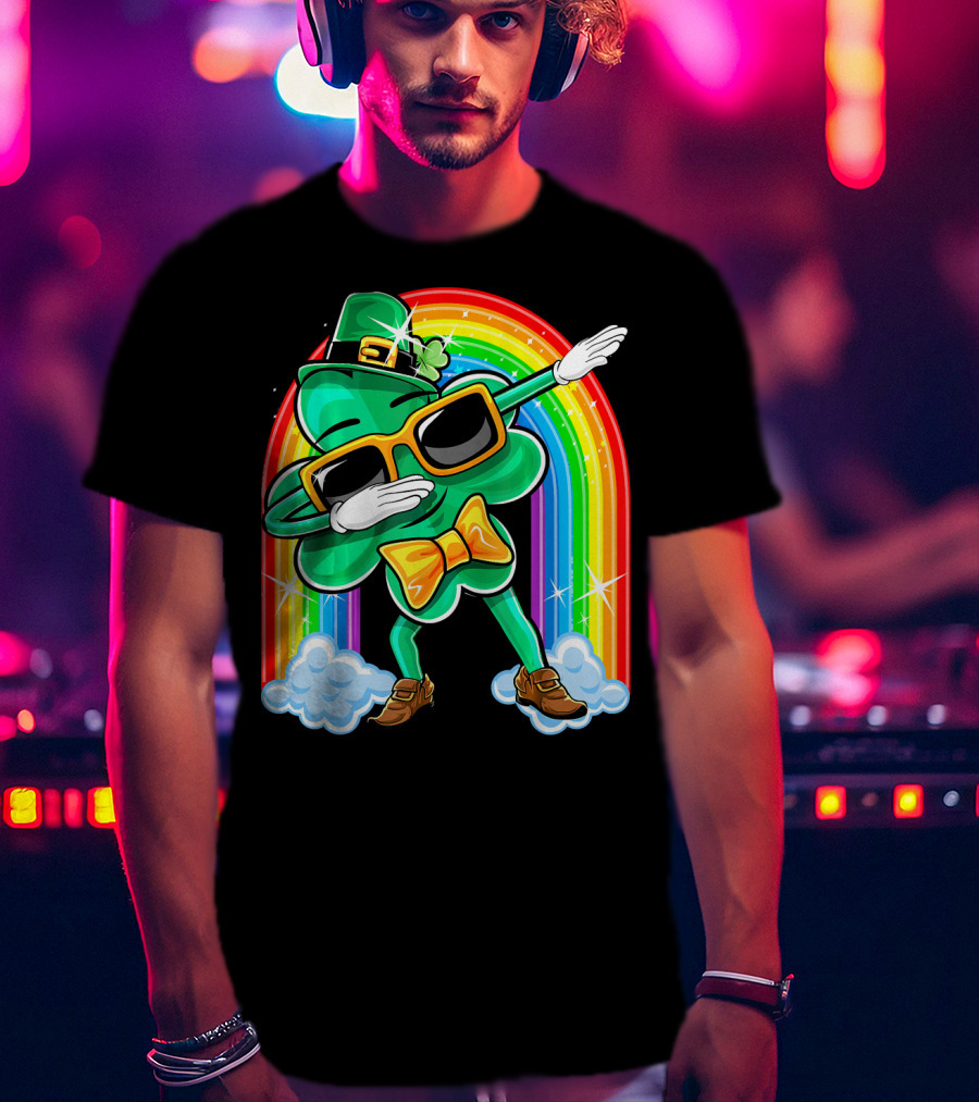 Dabbing St. Patricks Day Shamrock Leprechaun With Rainbow T-Shirt