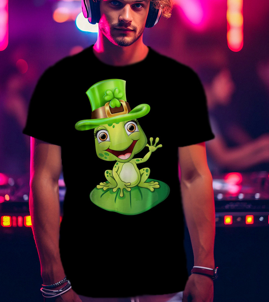 St. Patrick's Day Cute Frog In Green Hat T-Shirt