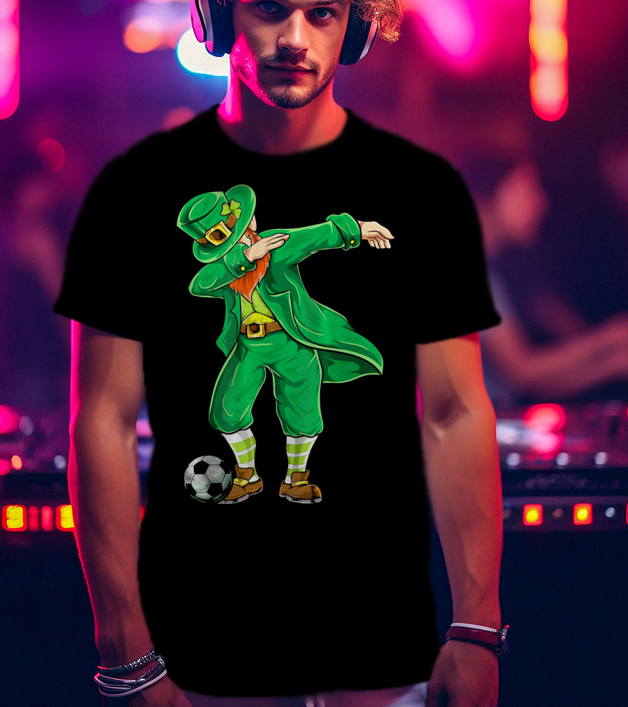 Dabbing Leprechaun Irish Soccer With Football And Shamrock Hat T-Shirt