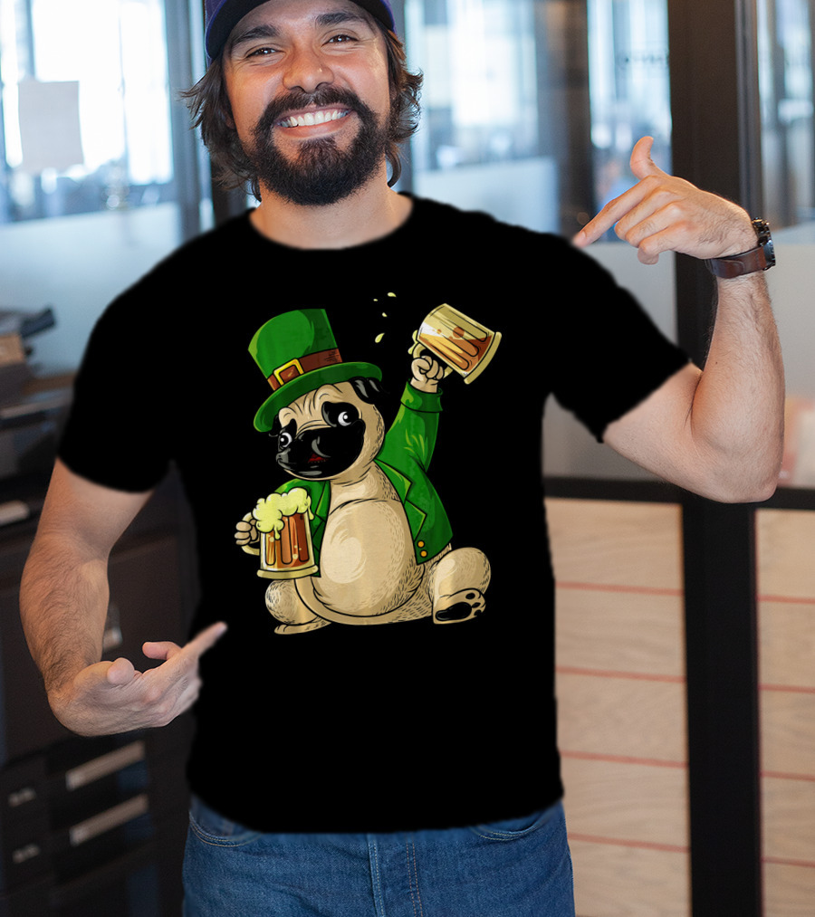 Irish Leprechaun Pug With Beer Mugs T-Shirt