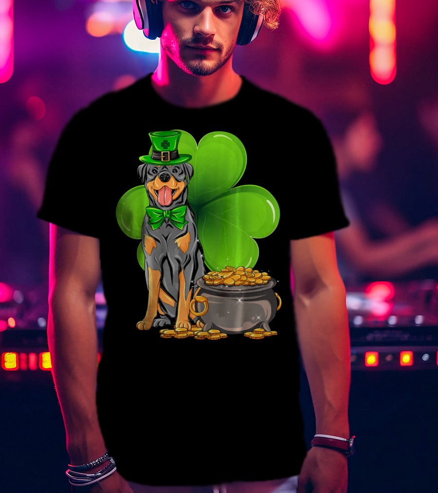 Rottweiler St Patricks Day Leprechaun With Shamrock And Gold Coins T-Shirt