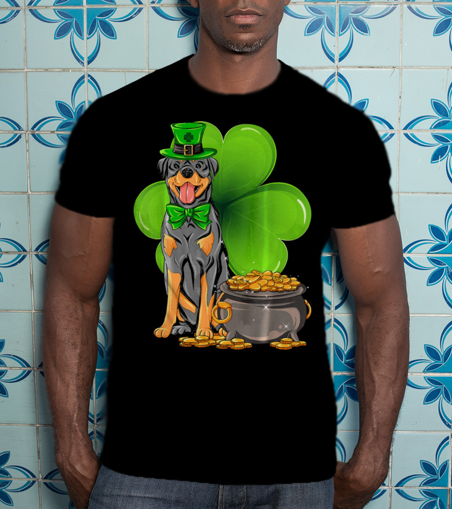 Rottweiler St Patricks Day Leprechaun With Shamrock And Gold Coins T-Shirt