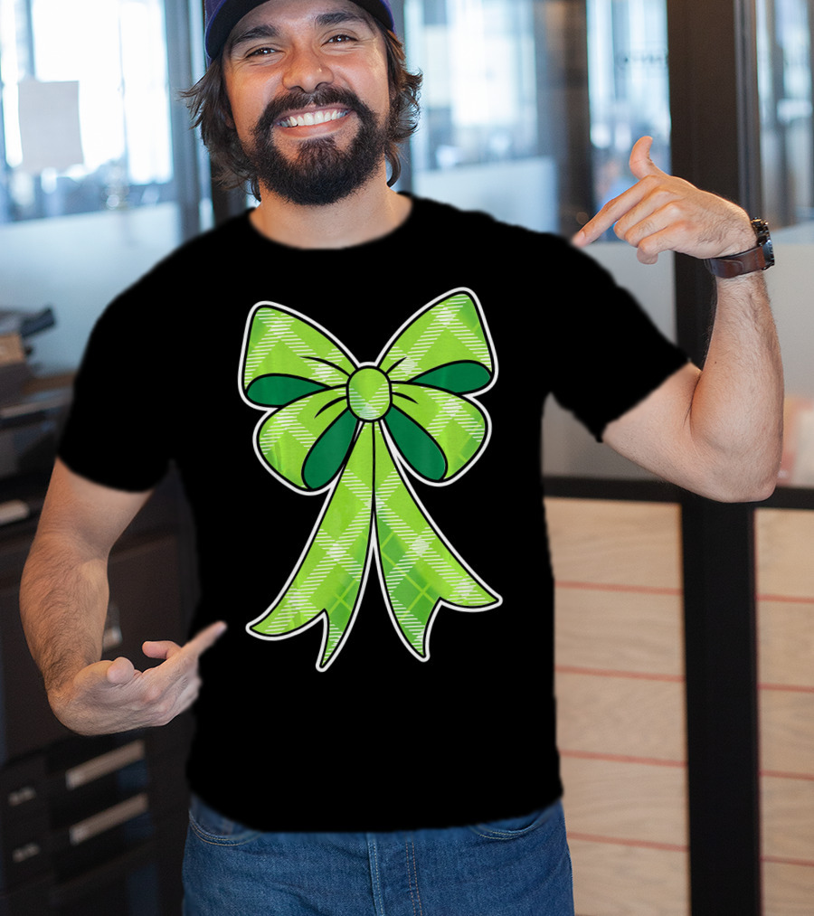 Girls St Patricks Day Green Plaid Bow T-Shirt