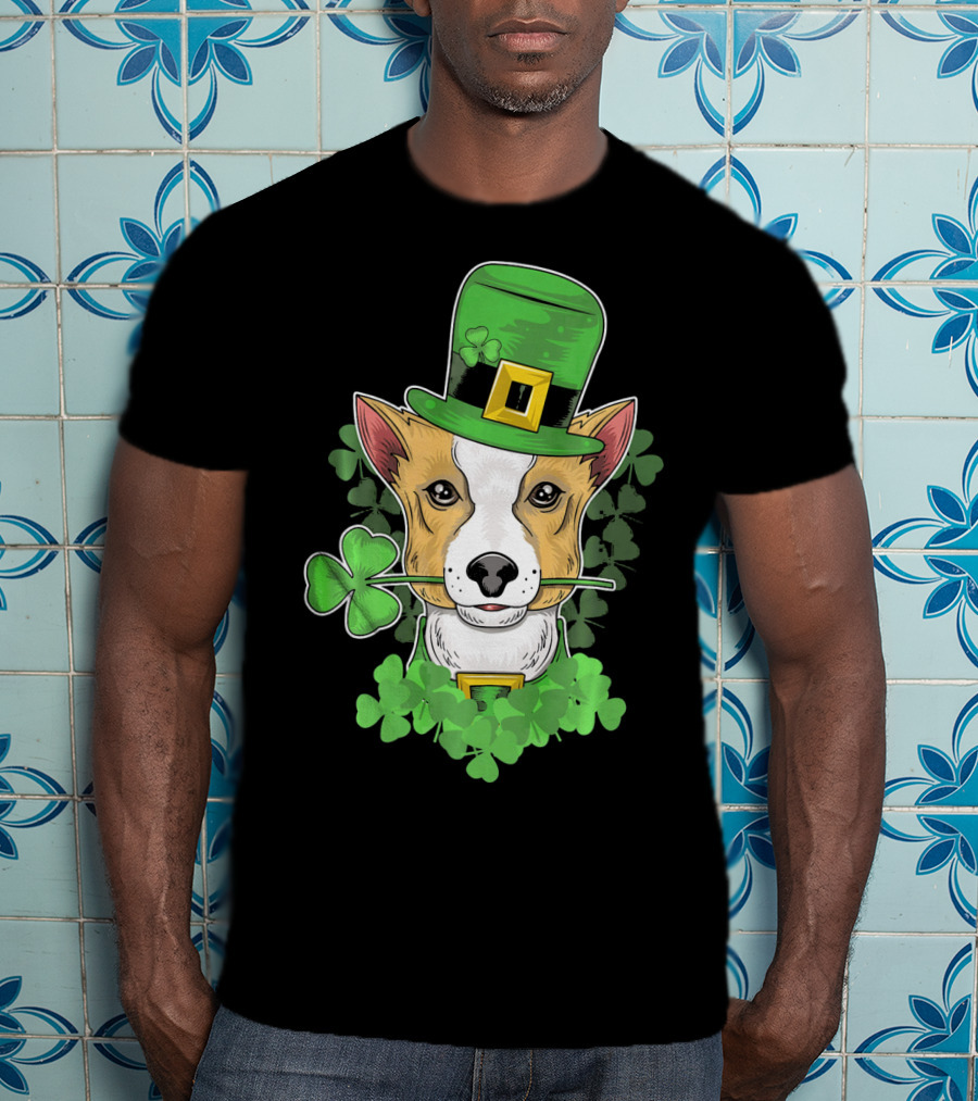 Happy Saint Patricks Day Corgi Wearing Leprechaun Hat And Shamrocks T-Shirt