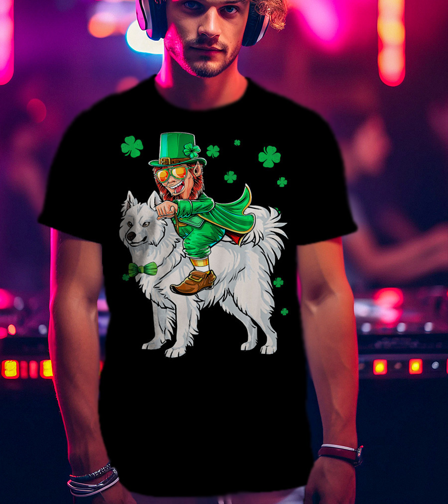 Leprechaun Riding Samoyed With Shamrocks St. Patrick's Day T-Shirt