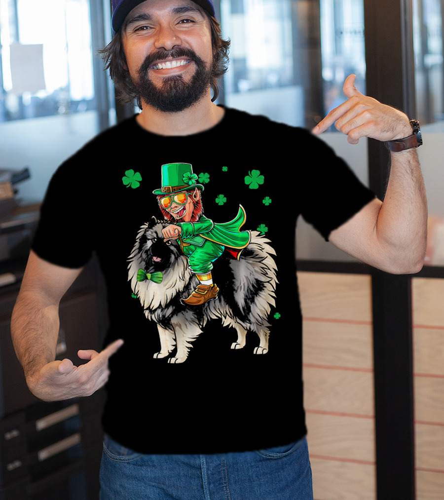 Leprechaun Riding Keeshond With Shamrocks For St. Patrick's Day T-Shirt