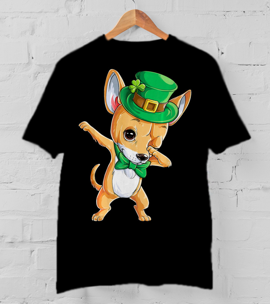 St. Patrick's Day Dabbing Chihuahua Leprechaun Hat T-Shirt