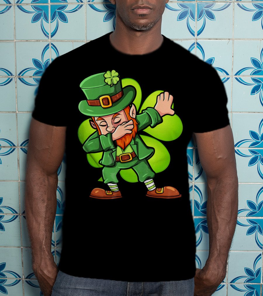 Dabbing Leprechaun With Clover St Patrick's Day Luck T-Shirt