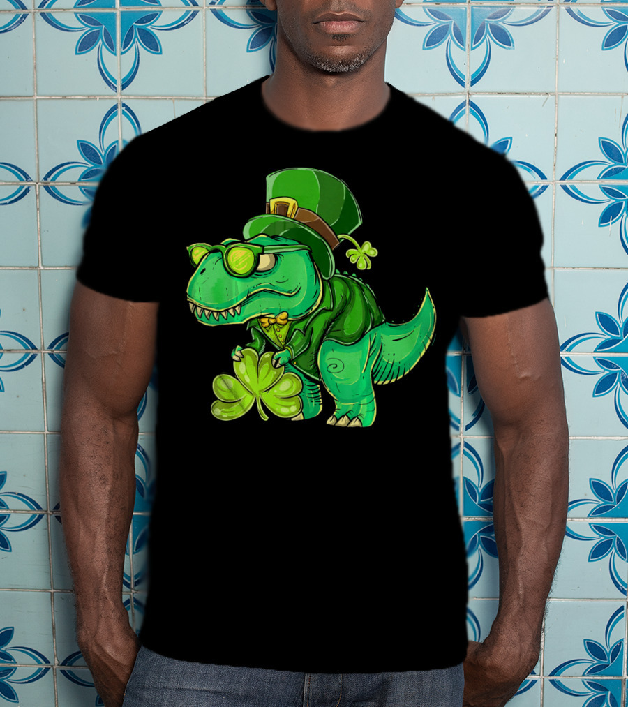 St Patricks Day Irish Dinosaur With Shamrock And Leprechaun Hat T-Shirt