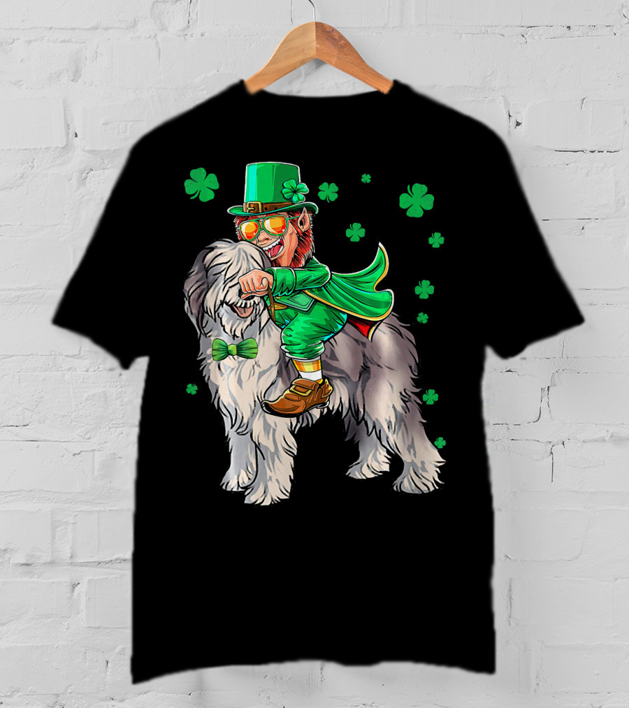 Leprechaun Olde English Sheepdog Shamrock St. Patrick's Day T-Shirt