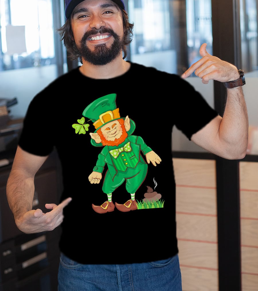 St Paddy Pooping Leprechaun Funny Saint Patrick's Day Humor T-Shirt