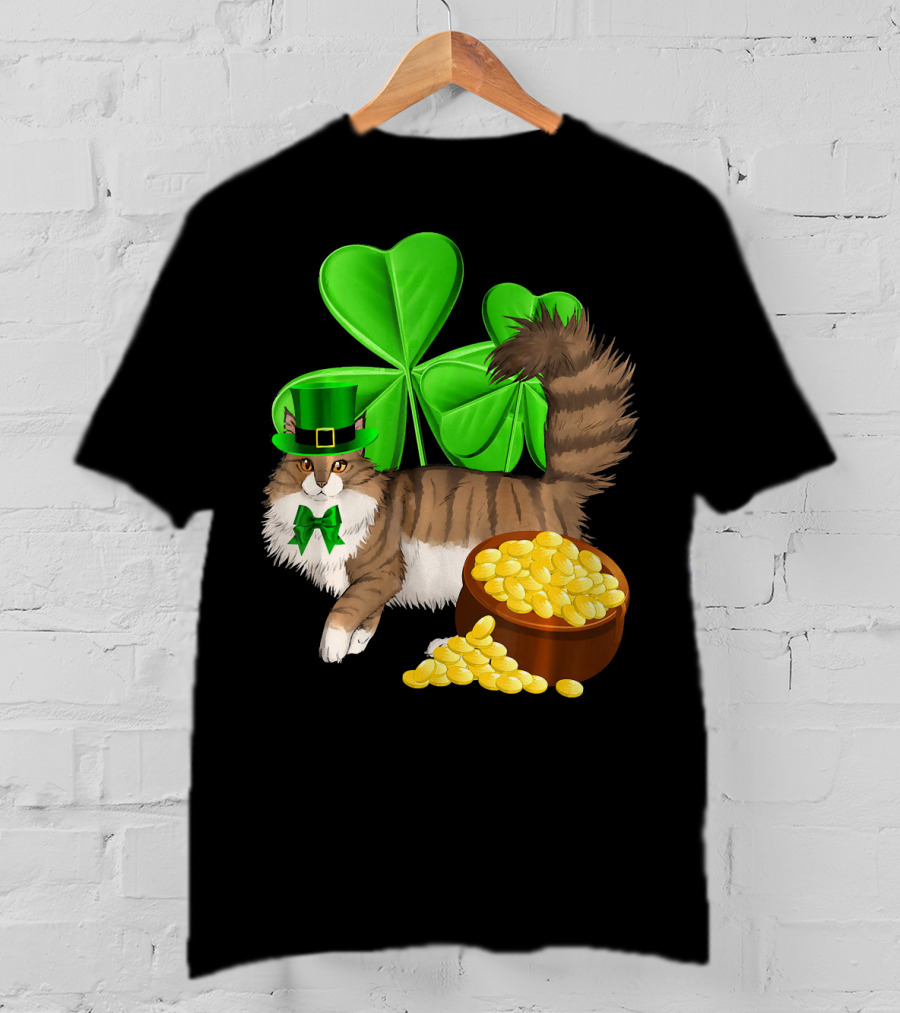 Norwegian Forest Cat Shamrock Gold T-Shirt