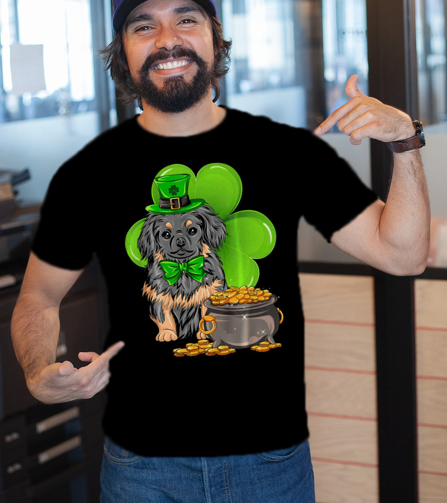 Pekingese St Patricks Day Leprechaun Dog Clover Hat Pot Of Gold T-Shirt