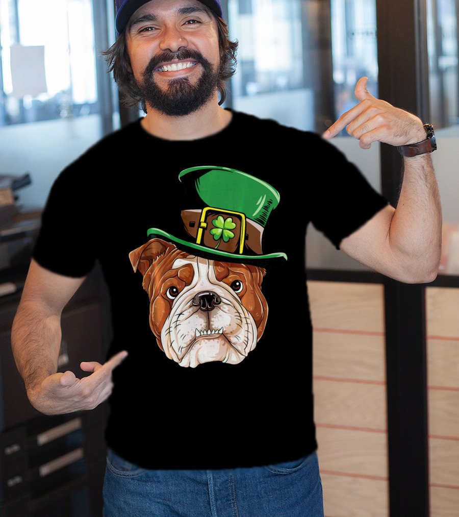 English Bulldog St. Patrick's Day Hat T-Shirt