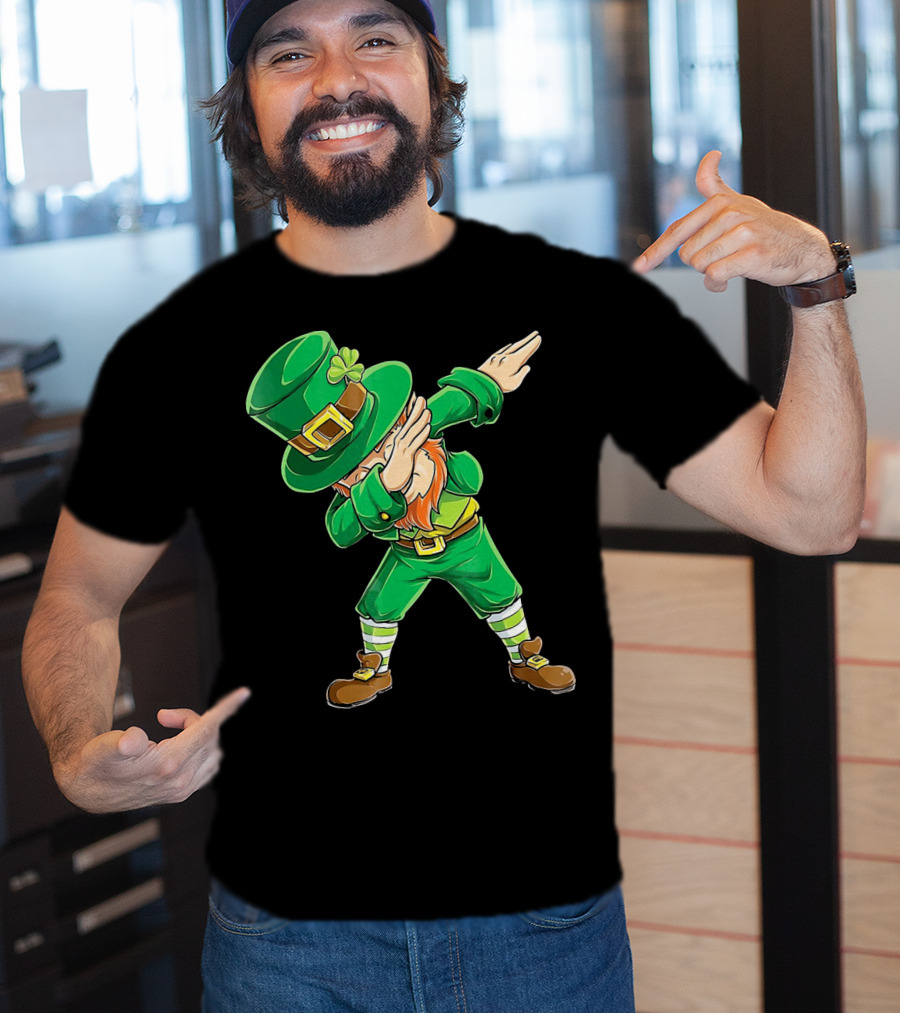 Dabbing Leprechaun Dab Dance St Patricks Day Irish Green Hat T-Shirt