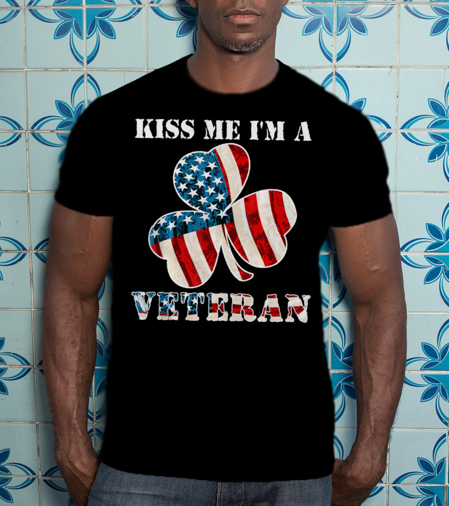 Kiss Me I'm A Veteran Patriotic Shamrock St Patricks Day T-Shirt
