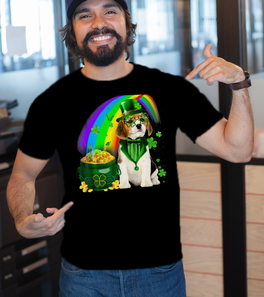 Beagle Dog Rainbow Leprechaun Hat Shamrock Coin Pot T-Shirt
