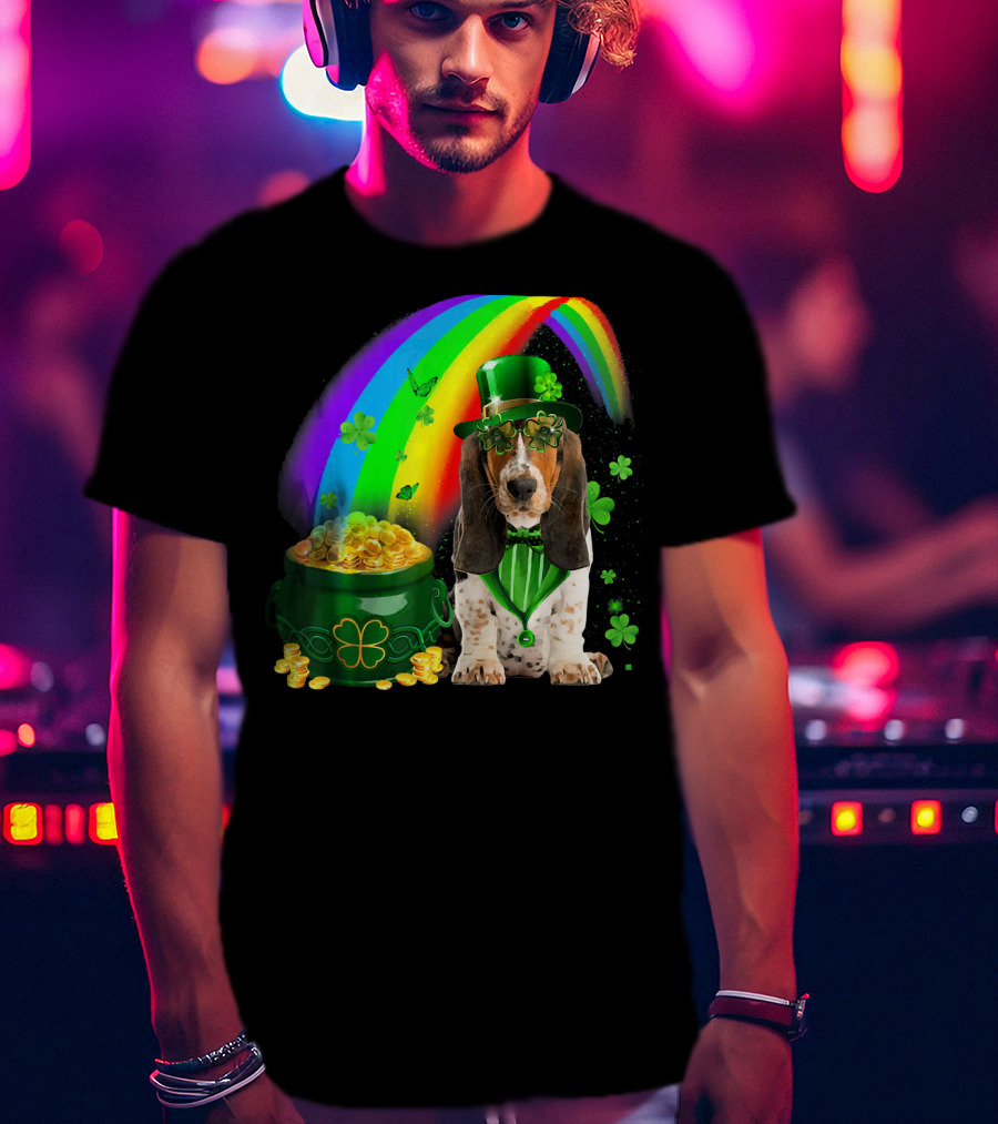 Basset Hound With Leprechaun Hat Rainbow And Pot Of Gold T-Shirt