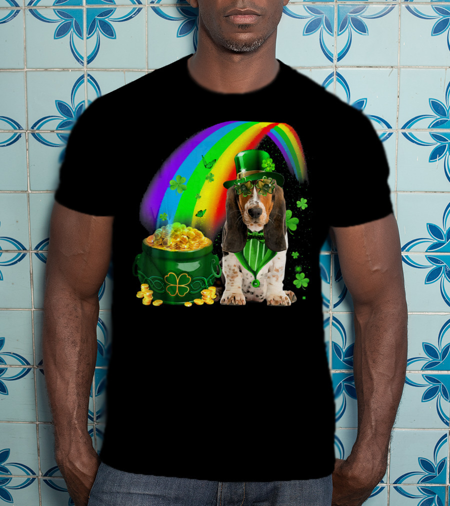 Basset Hound With Leprechaun Hat Rainbow And Pot Of Gold T-Shirt